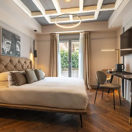 Loly Boutique 4*