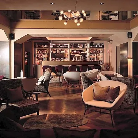 Loly Boutique Hotel 4*