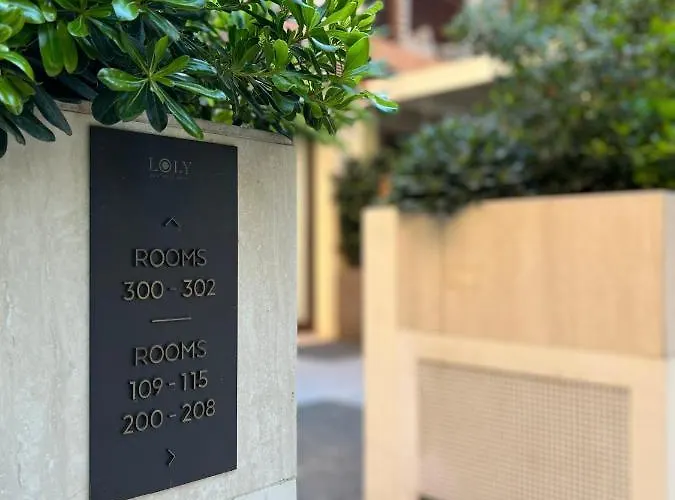 Loly Boutique 4* Rom