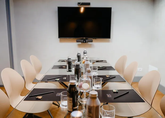 Loly Boutique Hotel 4*