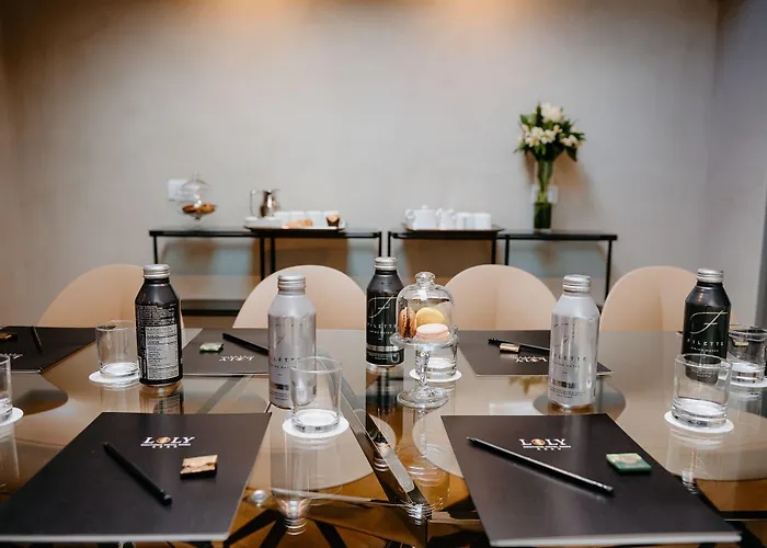 Hotel Loly Boutique 4*