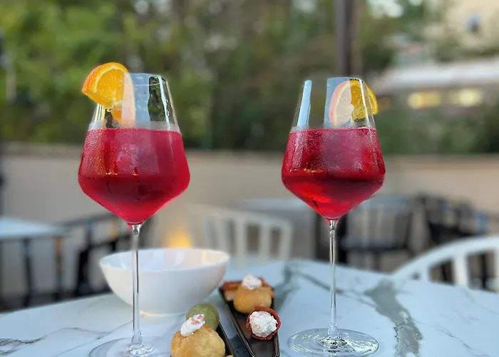 Hotel Loly Boutique 4*