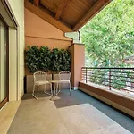 Loly Boutique Hotel