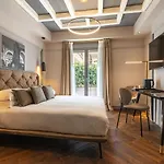 Loly Boutique 4*