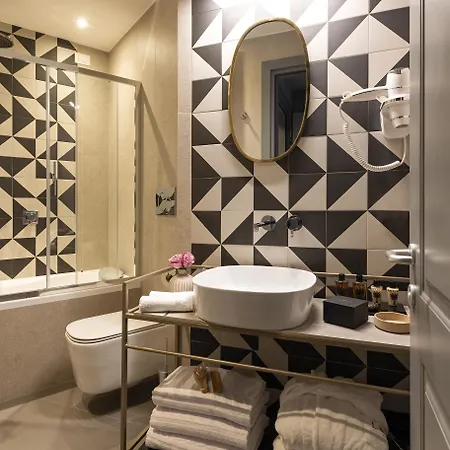 Hotel Loly Boutique 4*