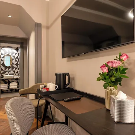 Loly Boutique 4* Rome